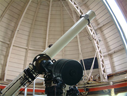 別館ザートリウス18cm屈折望遠鏡